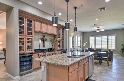 Anthem House | NEW! Phoenix Area Villa w/ Private Putting Green!
