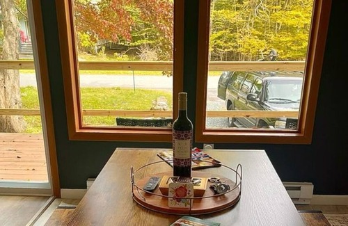 Tobyhanna Cottage | New Poconos A Frame Cabin- Near Ski Resort & Lake