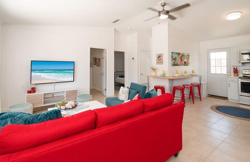 Biltmore Beach House | NEW Pool and Putt-putt! 3 blocks->Beach! Dogs ok, St Andrews 5min drive!