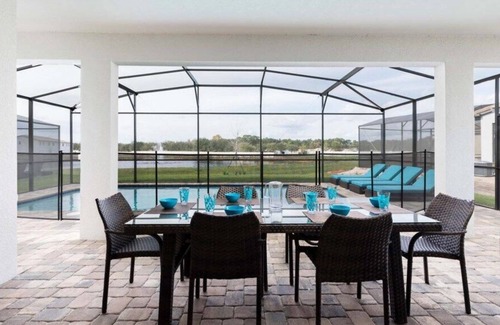 Haines City House | NEW! Pool Home in Luxury Resort