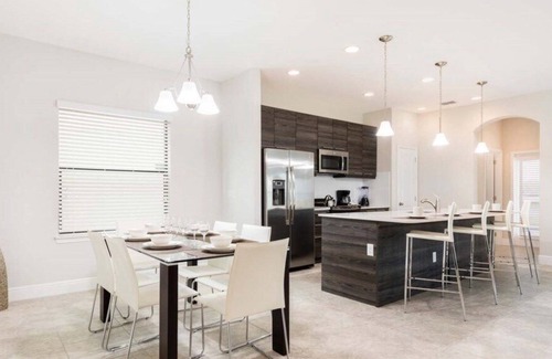 Haines City House | NEW! Pool Home in Luxury Resort