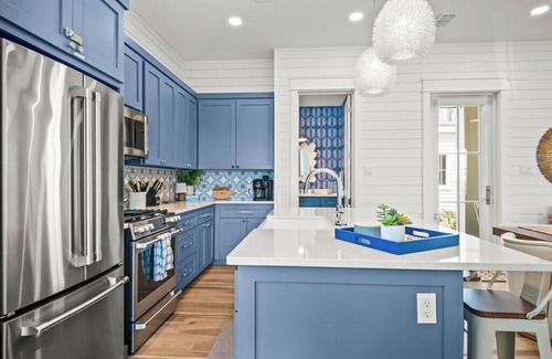 Port Aransas Cottage | New Pool-side Beach Villa in Cinnamon Shore + 20 resort like Amenities