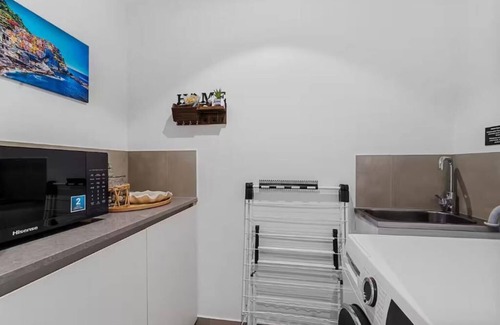 Brisbane Central Business District Apartment | New Private Apt in Queens Wharf lv12