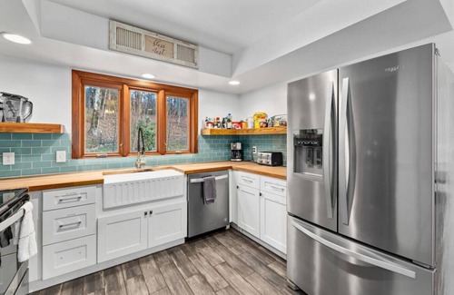Hendersonville House | New Property Discount! Luxury Retreat with Pool & Games Room, North Nashville