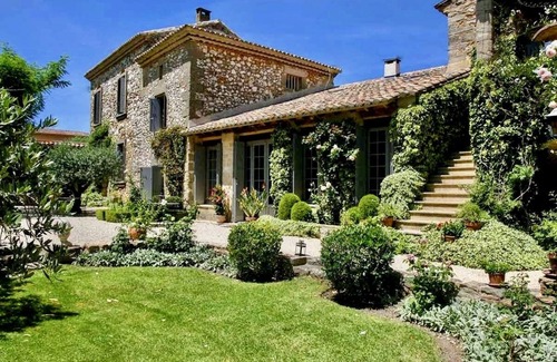 La Bastide-d'Engras House | NEW! Provence charm, near Uzès, beautiful gardens and pool, 18th C Mas, A/C