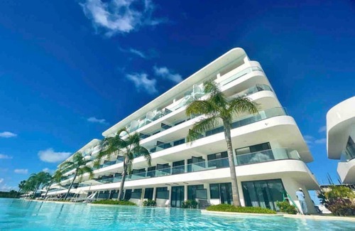 Bavaro Apartment | NEW Punta Cana, Hard Rock area Swim up, Bbq, golf & beach