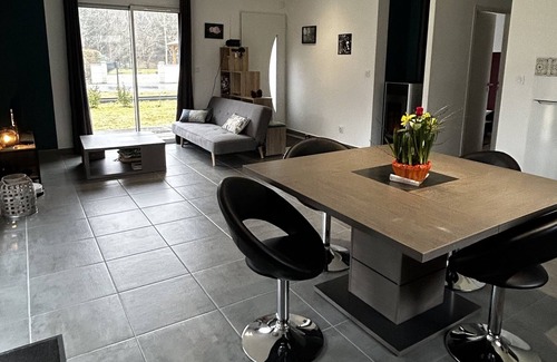 Levignacq House | New quiet house - 15 mins from the beaches