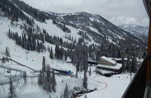 Salt Lake Mountain Resorts Condo | NEW RATE - Cliff Club Snowbird 2-Bedroom Condo - Ski in/out ~ Full Privileges