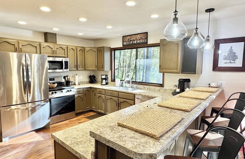Hiouchi House | New! Redwoods ON The River in Hiouchi, CA in the Heart of the Redwood Forest