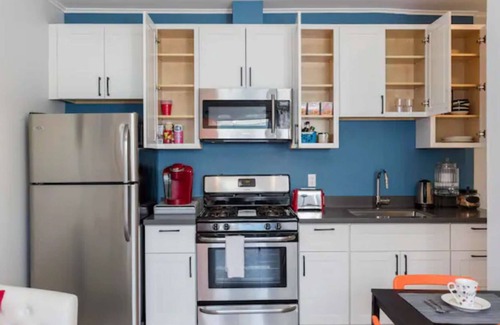 Downtown Apartment | New remodel 2 bedrooms unit near SFO(Orange)