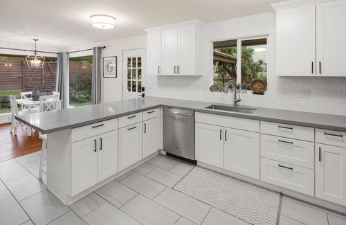 Wedgwood House | NEW Remodeled UW Wedgwood/Seattle Retreat | Yard