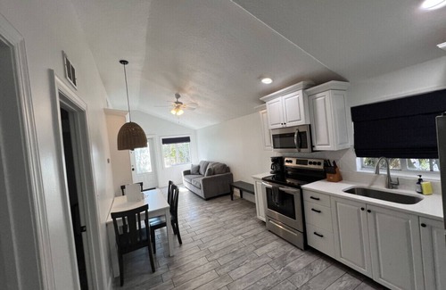 Sunset Beach House | NEW Renovated Oceanview 2BR Cottage #6