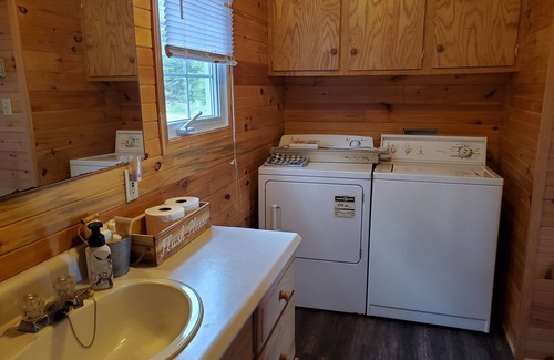 Corran Ban Cottage | "New Renovated Refreshing 3 Bedroom 1 Bath Cottage"