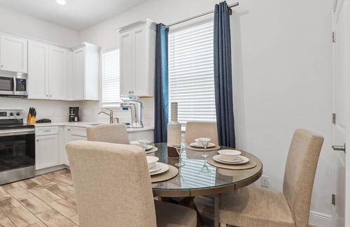 West Kissimmee Cottage | NEW Resort 2 Bed Pool Cottage - King Bed on First Floor