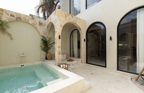 Babakan Villa | New Romantic Tropical Villa Sawa in Pererenan