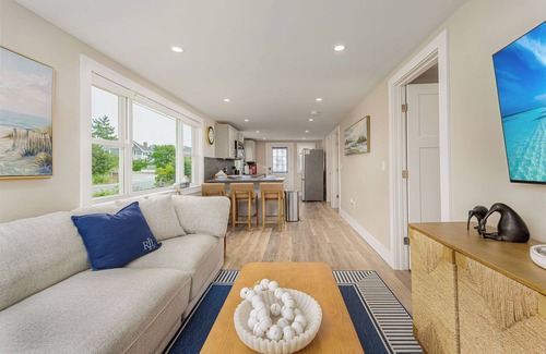 Sagamore Beach House | New Sagamore Beach House 2BR on Private Road