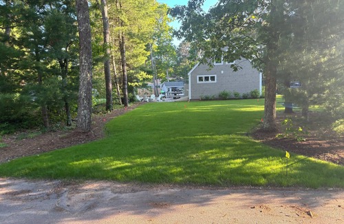 Summersea House | NEW SEABURY 3-bdrm Sleeps 8, Walk to Beach, Great Location, Dog Friendly