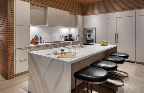Empire Pass Condo | New Ski-In/Out Ultra Luxe Deer Valley Condo in Intimate Lodge. Superb restaurant