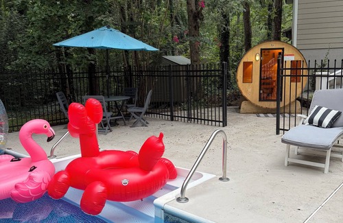 Royal Pines House | NEW! Sleeps up to 18, Games, Sauna, Pool, Spa, Fire Pit- South of Asheville