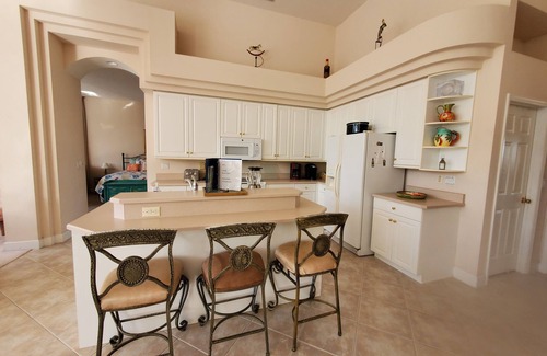 New Smyrna Beach House | New Smyrna Beach-sleep 2-12 Ocean,Pool,Spa,Gym,Garage,Pets,nFlagler Ave near all