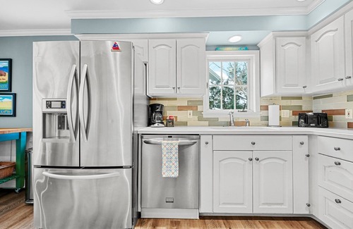 Maple City House | NEW! Snug Harbour on Big Glen Lake