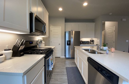 Harris Ridge House | New Solar Powered Home, Professional Design-Taste Comfort Space and Convenience