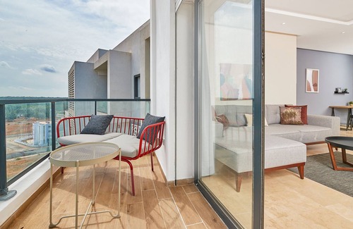 Hay Riad Apartment | ☆ New Sophisticated 3 BR Apartment + Swimming Pool