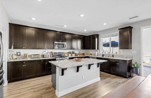 Reno House | New South Reno Home with Hot Tub