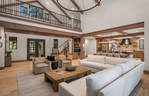Cle Elum House | New! Spa Inspired Luxury Retreat*7BR*Sauna*Hot&Cold Tubs*Game Rm*Fire Pit