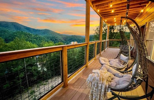 Wears Valley Cabin | New Spacious Cabin w/Stunning Views, Easy Drive, Indoor Pool, Theater, Game Rm