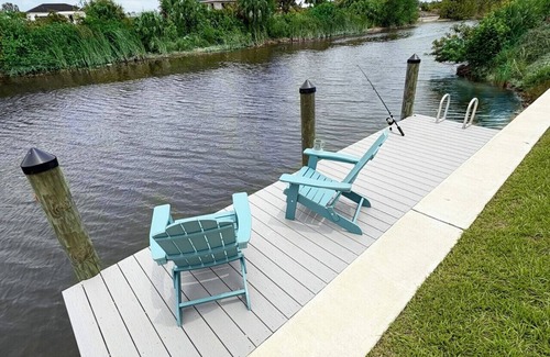 Diplomat House | New Spacious Home w/Heated Saltwater Pool & Private Pier!