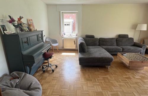 Warburg House | NEW Spacious House with large garden