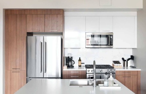 Highland Condo | New Spacious Modern Loft | Center of LoHi