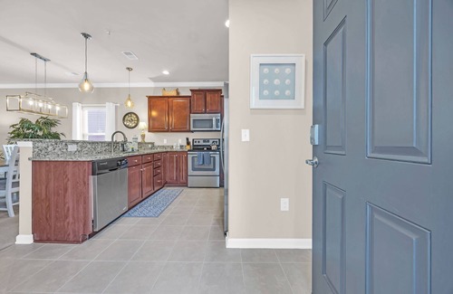 North Myrtle Beach Condo | New Spacious 3BR Barefoot Resort Condo: Enclosed Balcony, Beach, Dining & Golf