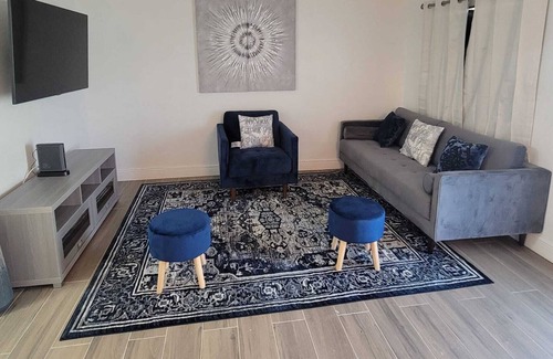 North Lauderdale Apartment | NEW STAR 3/ Beautiful 2 bedrooms 1 bath family oriented apartment