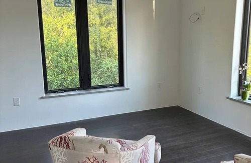 Warrington Cottage | new studio on Bay near downtown Pensacola night life and short walk to golf