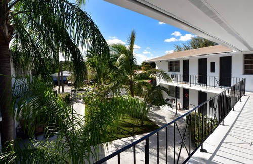 The Roads Condo | ✨ New Studio plus FREE parking fee