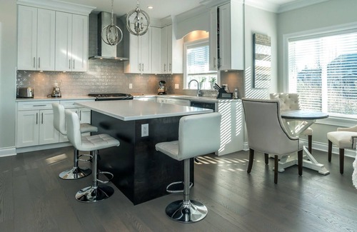 Guildford House | New stunning 4 bedroom home with big backyard