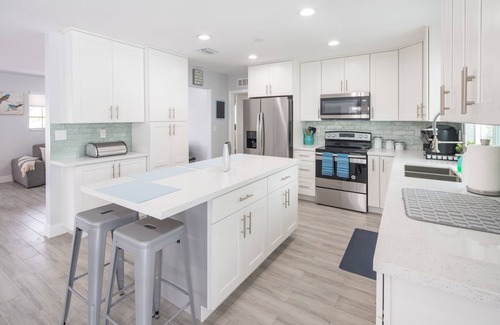 Hollywood Hills Villa | NEW STUNNING LUXURY SPACIOUS 5/3 NEW !