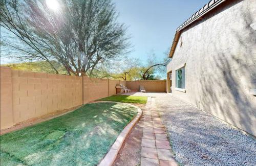 Westwing Mountain House | NEW! Stunning Peaceful Peoria Home - Very Close to Sports Complex