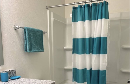 Wellington House | New Stunning Townhouse Near Disney