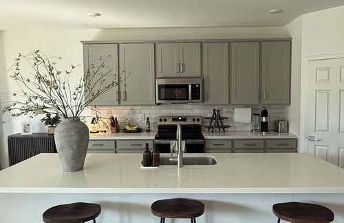 San Tan Valley House | NEW- Stylish 3-Bedroom, 2-Bath Oasis with Pool – Comfort & Relaxation in One!