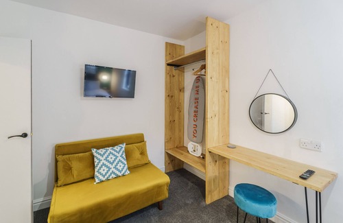 Derby Apartment | New Stylish Apartment I Deluxe Studio App