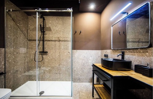 Porta Garibaldi Apartment | NEW SUITE WITH BALCONY LOCATED IN THE HEART OF MILAN Moscova.suites.apartments