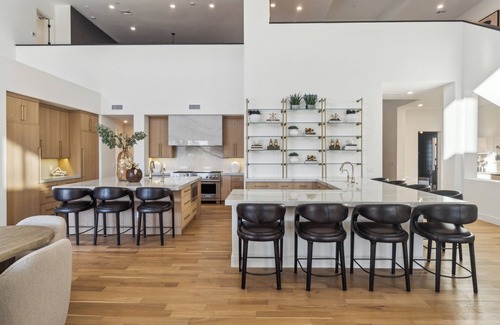 La Tierra Estates House | NEW - SWSS ELITE RETREAT: Premier Destination for Corporate and Wellness Stays