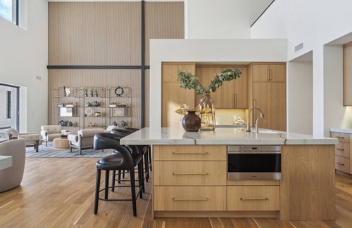 La Tierra Estates House | NEW - SWSS ELITE RETREAT: Premier Destination for Corporate and Wellness Stays