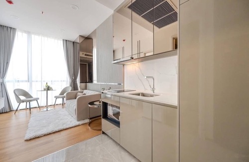 Pathumwan Apartment | New City Condo in Central Bangkok 曼谷市中心全新公寓 暹罗百丽宫·中央世界旁 一室一厅加大床城市景观酒店式套房 步行可达主