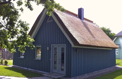 Wieck auf dem Darss House | - NEW- Thatched cottage* on the Darß not far from the beach. Sauna