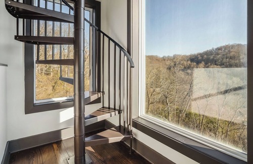 Smithville House | NEW! The Bungalow at Blue Water Bay