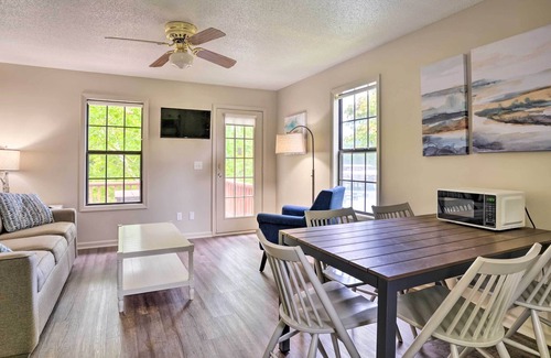Winchester Cabin | NEW! Tims Ford Lake Cabin: Charcoal Grill & Marina